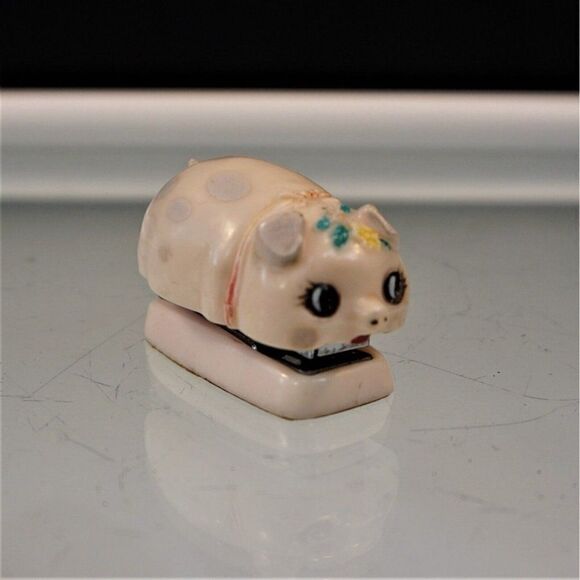 Vintage 1983 Piggy Mini Stapler W.A. Hong Kong - Picture 1 of 7